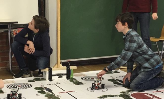 workshop-duisburg 2 Kinder am Boden